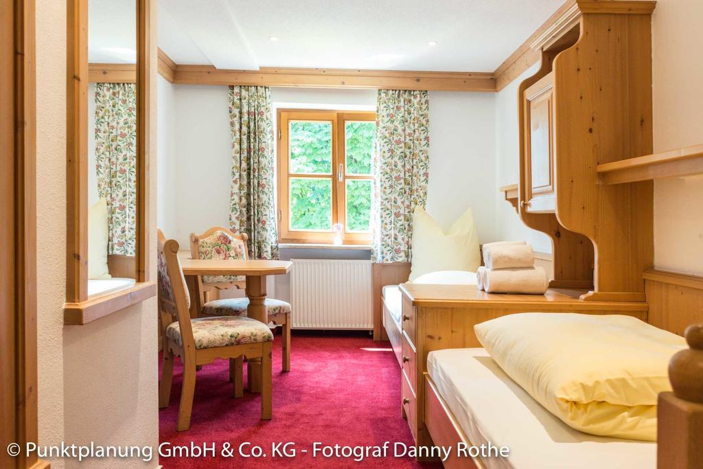 Alter Wirt Otel Hechendorf am Pilsensee Dış mekan fotoğraf